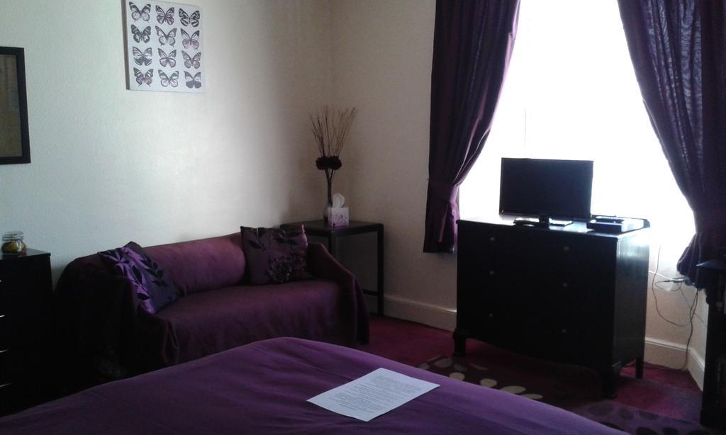 Westleigh House Farm Bed & Breakfast Bideford Room photo
