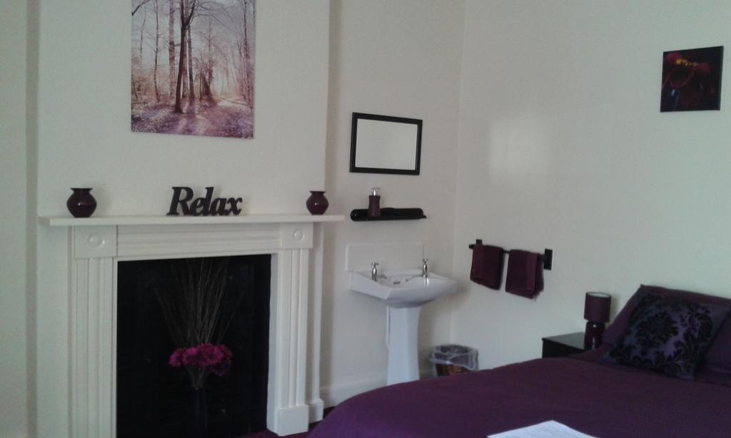 Westleigh House Farm Bed & Breakfast Bideford Room photo